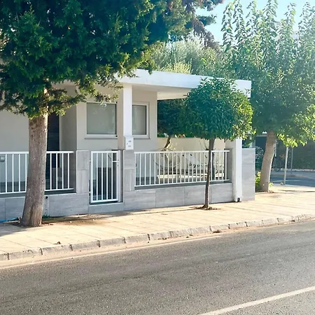 Apartment Azul Nissi 1 *