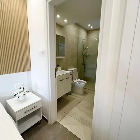 Azul Nissi 1 Apartment *
